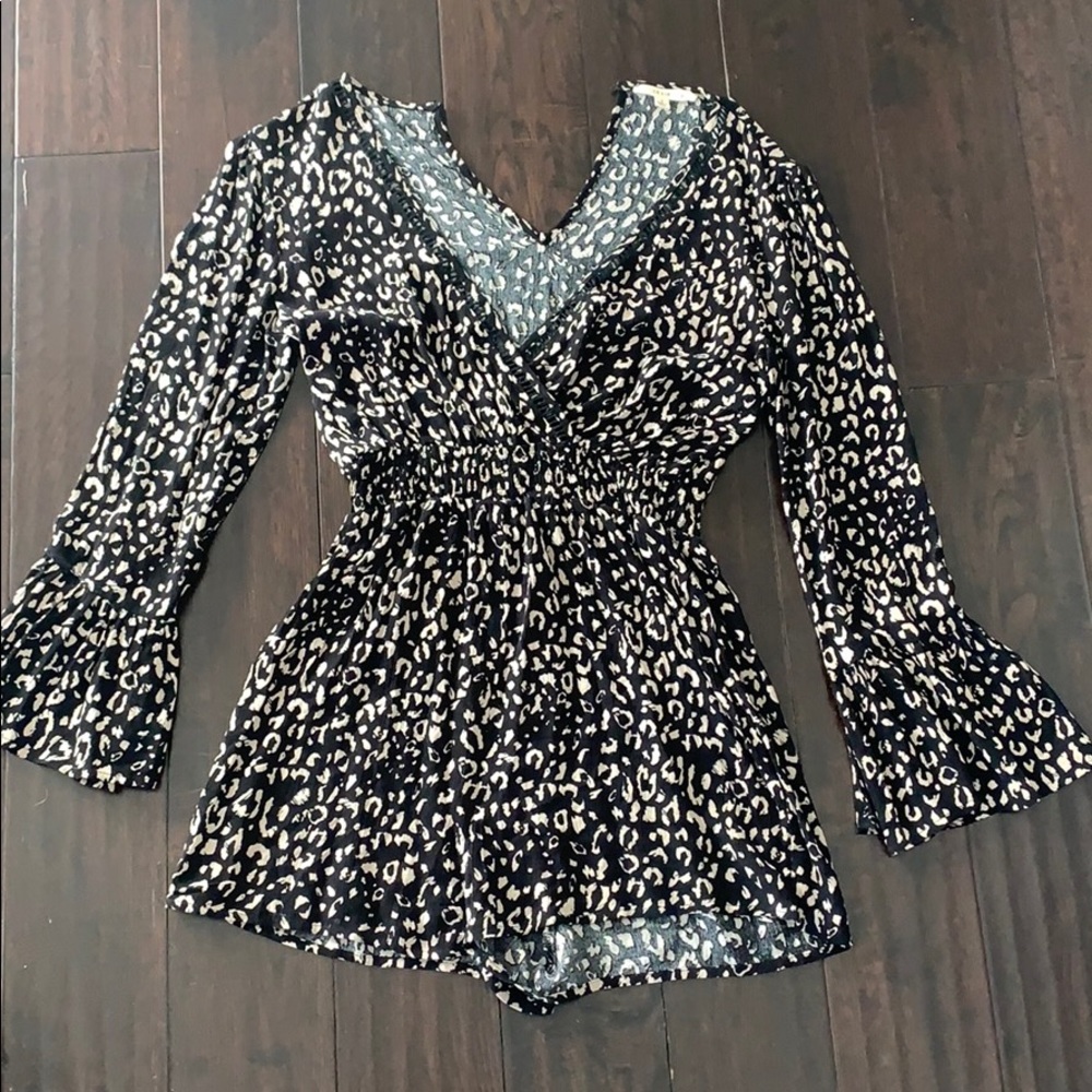 Leopard print long sleeve romper